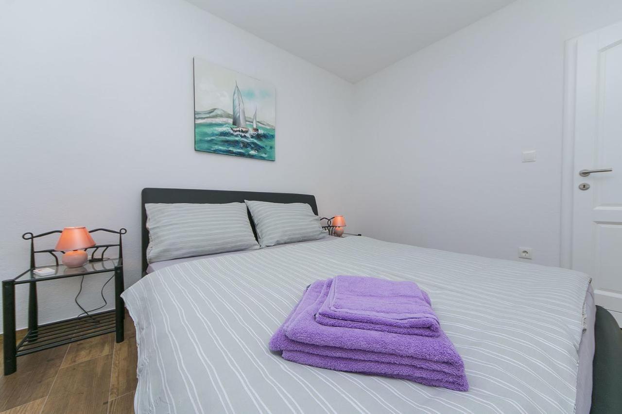 Apartments Sanja Башка-Вода Екстер'єр фото